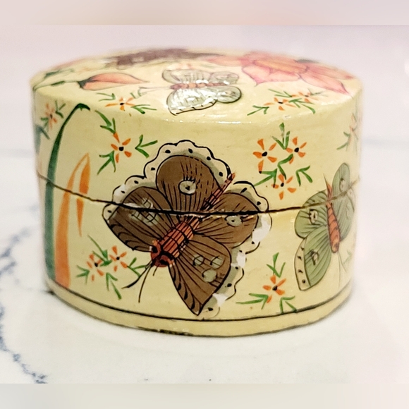 Vintage trinket box. Made in India - Picture 7 of 16
